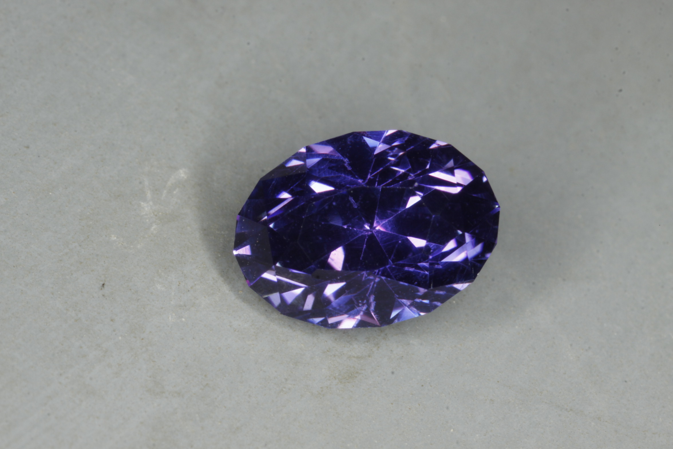 RG2226 Tanzanite